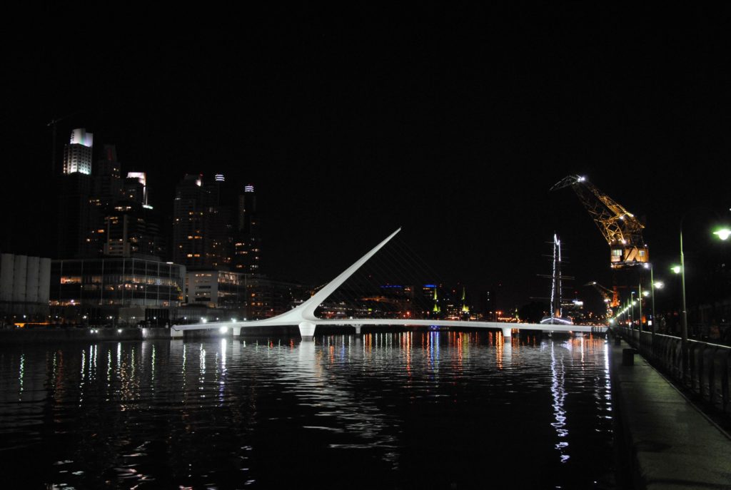 Puente de la Mujer by night by Leandro Neumann Ciuffo